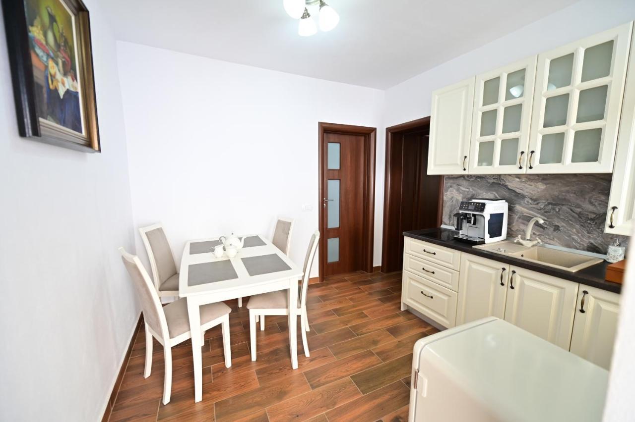 Apartments In The Heart Of 시비우 외부 사진