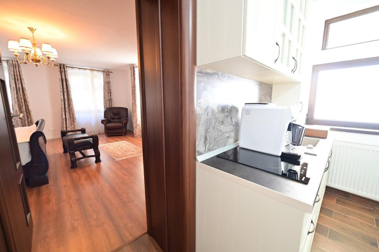 Apartments In The Heart Of 시비우 외부 사진
